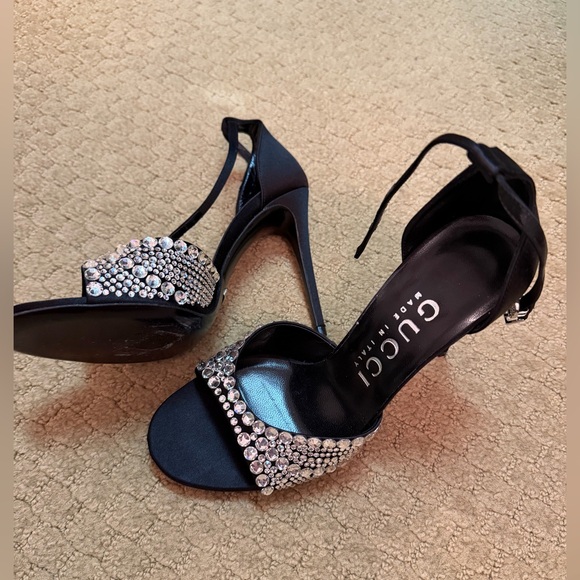 Gucci Ilse Black Satin and Crystal Women's Heels - Picture 5 of 7